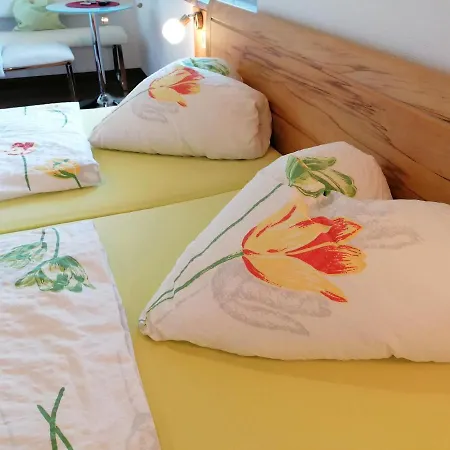 Peterseil's Radl Zimmer Farm stay Mauthausen
